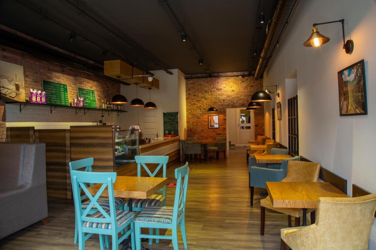 Central Hostel Sheki Ngoại thất bức ảnh