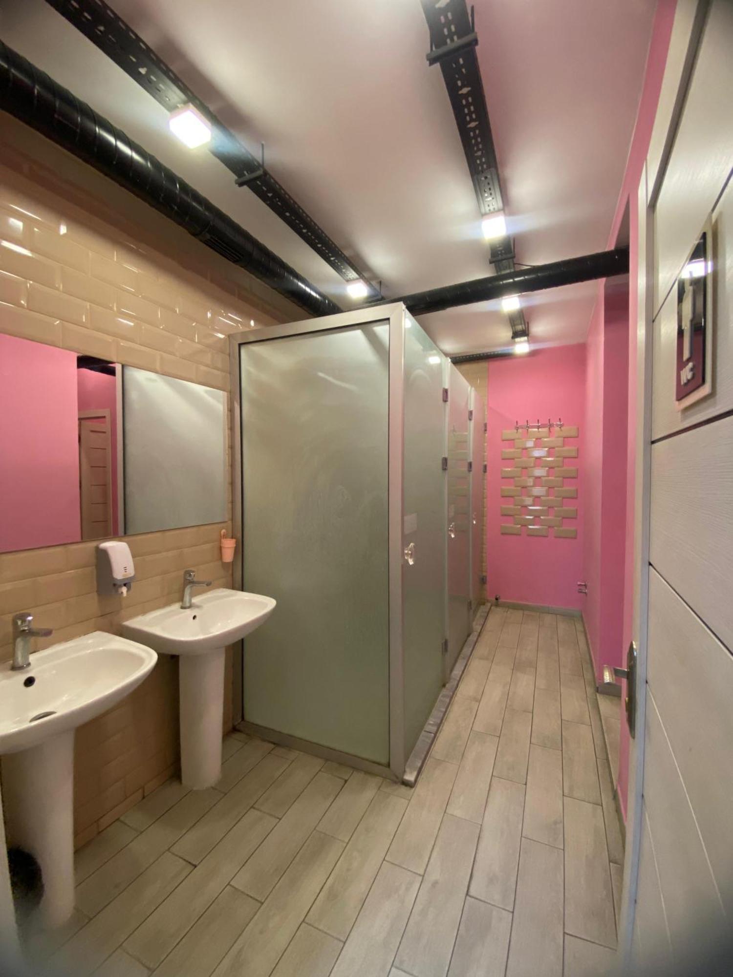Central Hostel Sheki Ngoại thất bức ảnh