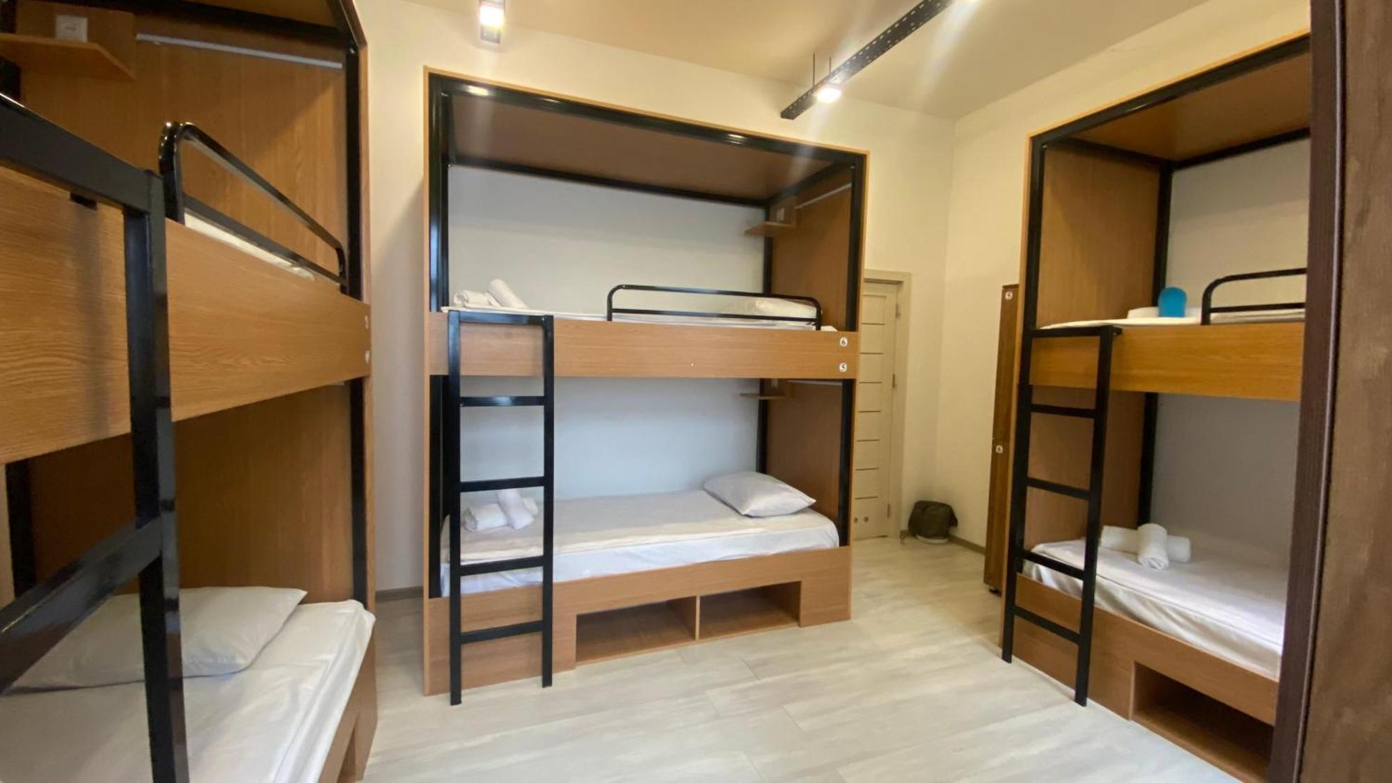 Central Hostel Sheki Ngoại thất bức ảnh